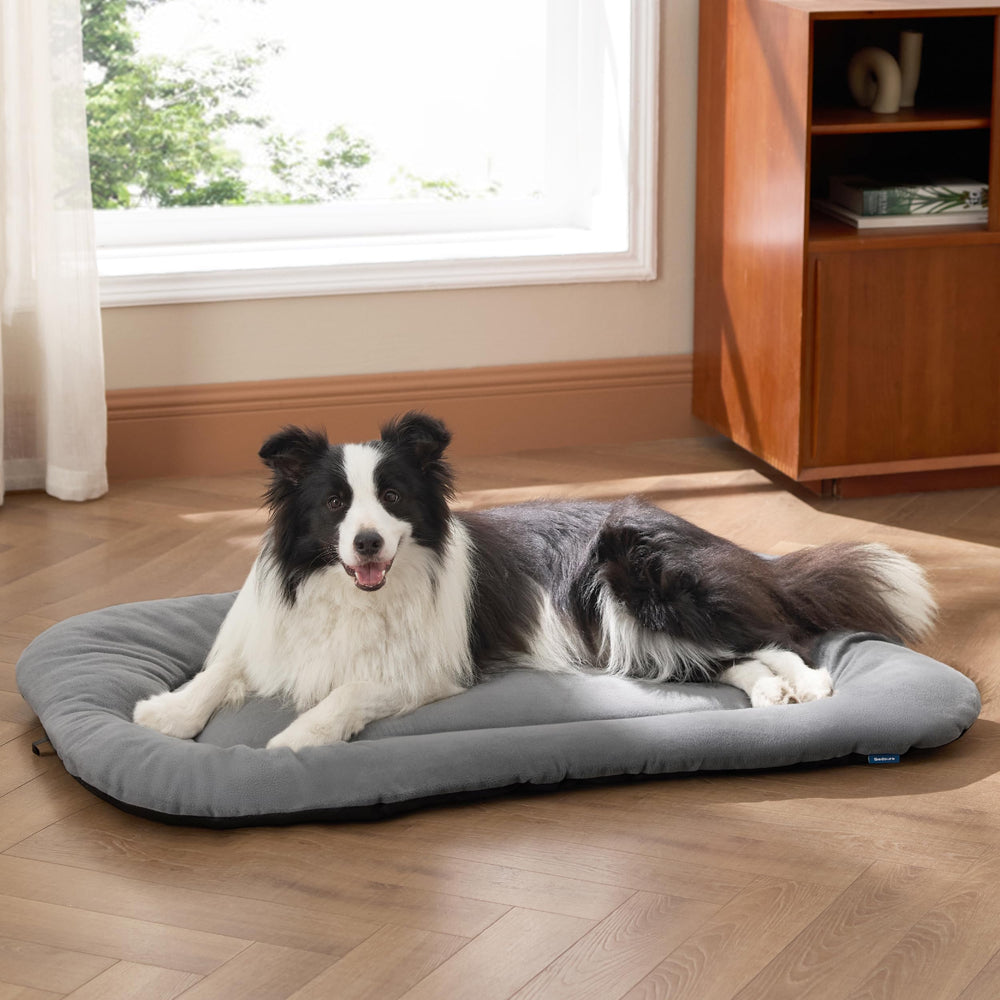 Bedsure light grey fleece mat fits standard dog crates