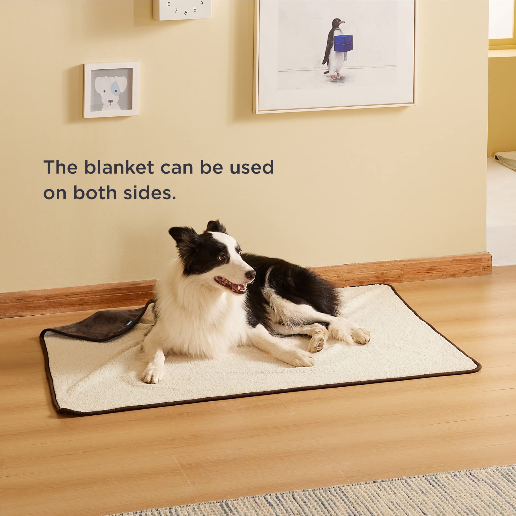 Bedsure packaging display in coffee brown color and 40x50 size