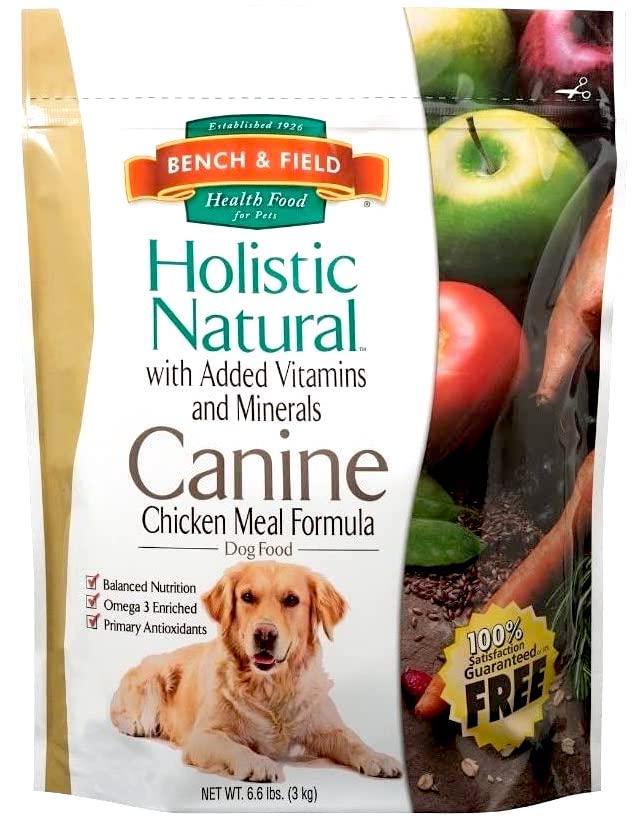Bench and Field Holistic bag front view highlights premium nutrition and trusted heritage.