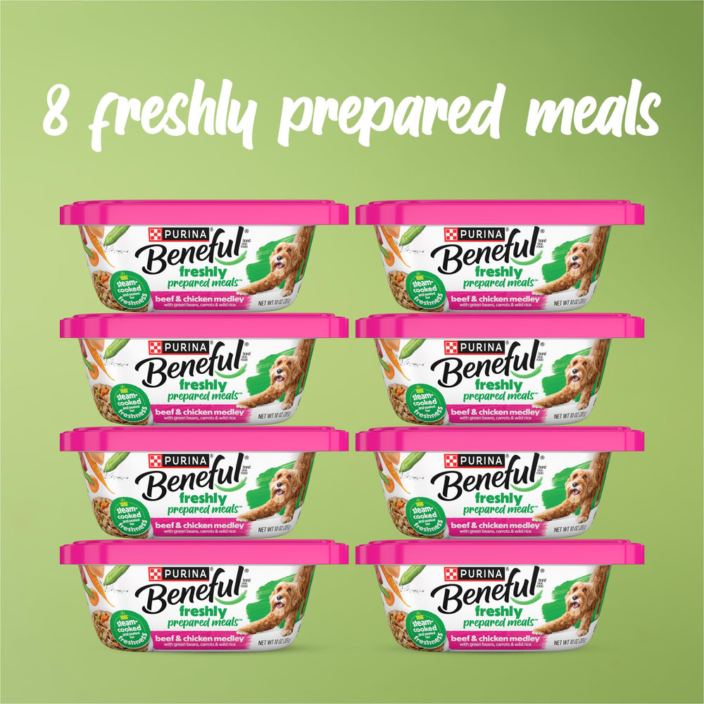 Visible green beans, carrots and wild rice highlight wholesome ingredients in Beneful.