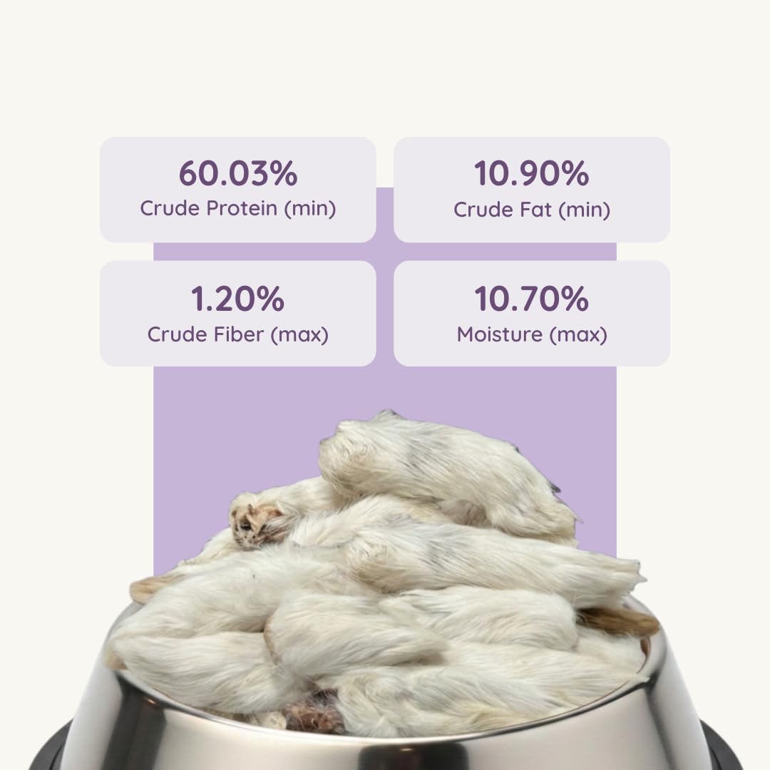 Benji & Louie air-dried rabbit feet front with fur, 12-piece bag