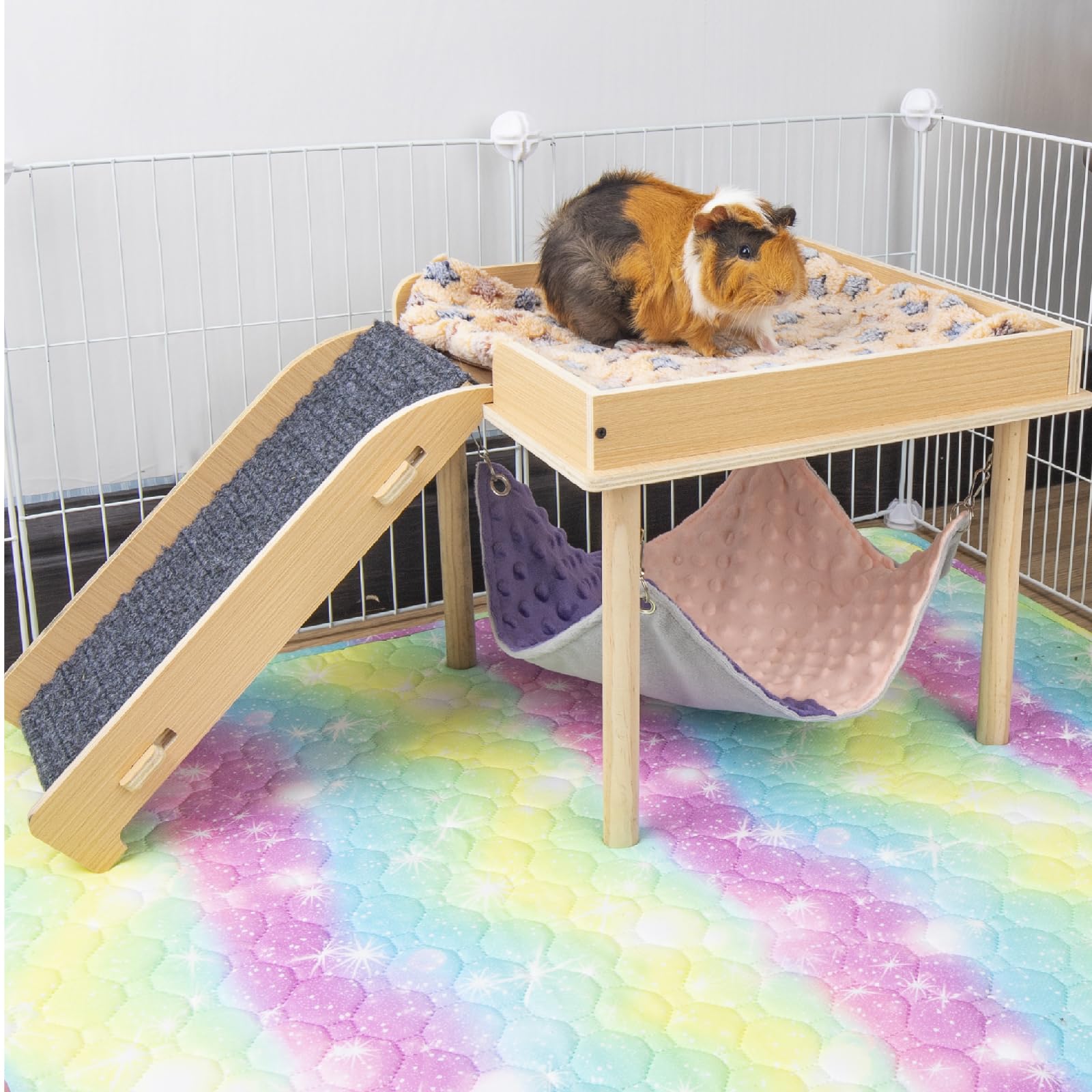 BESNEW gift-ready small pet hideout supports enrichment and cozy retreats.