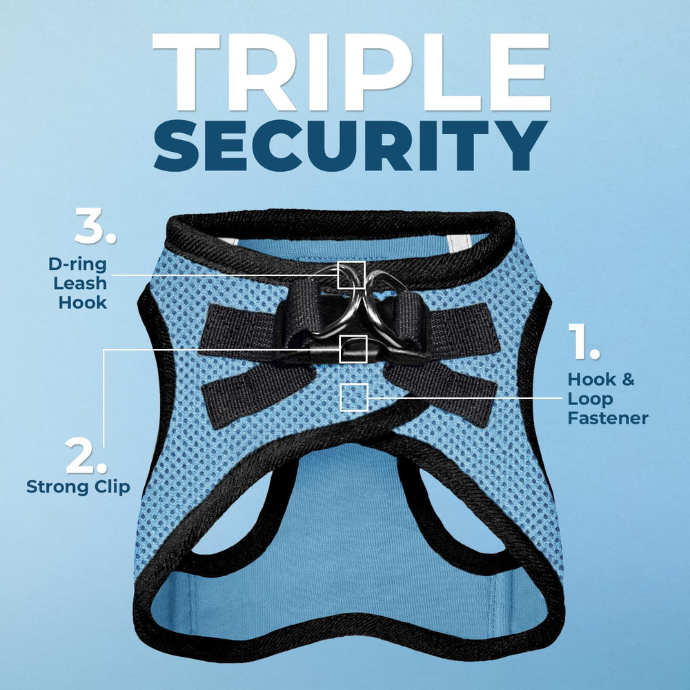 Best Pet Supplies harness with reflective band for safer dawn and dusk strolls.