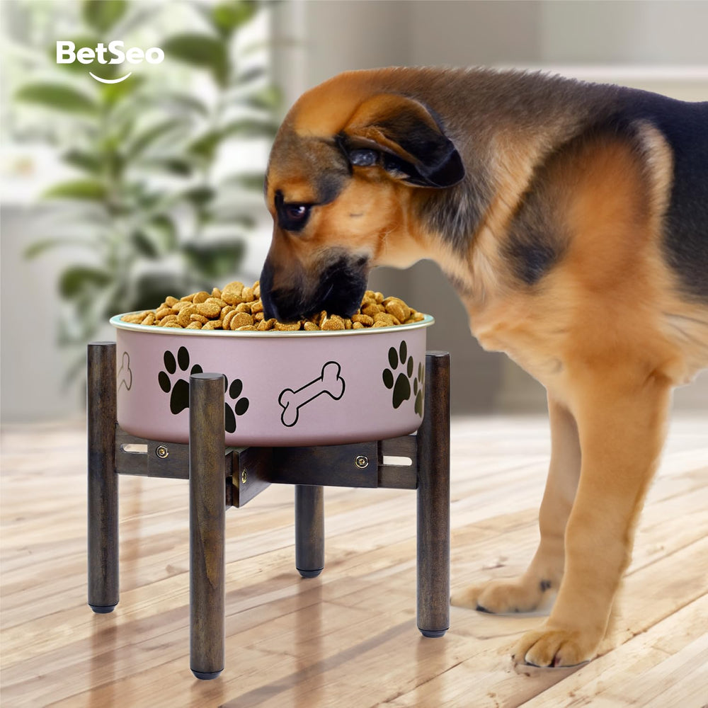 BETSEO adjustable-width stand with lock secures bowls during meals.
