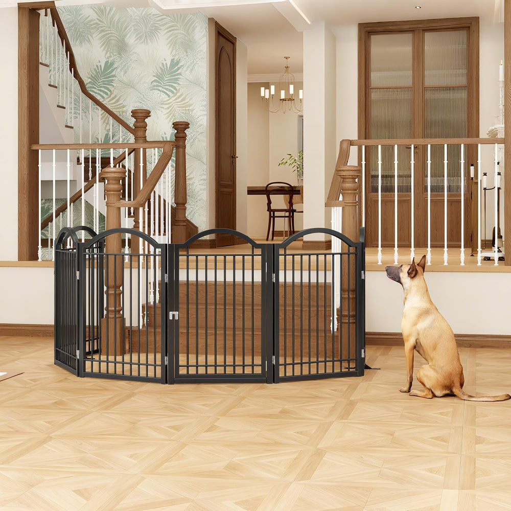 BHG six-panel folding gate with folding hinges enables flexible layouts.