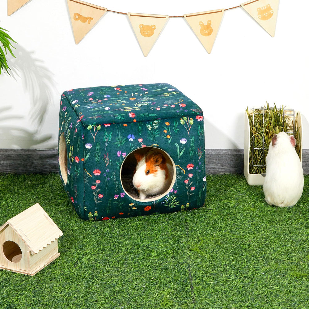 Bienbee hideout with wide entrances for easy entry and exit.