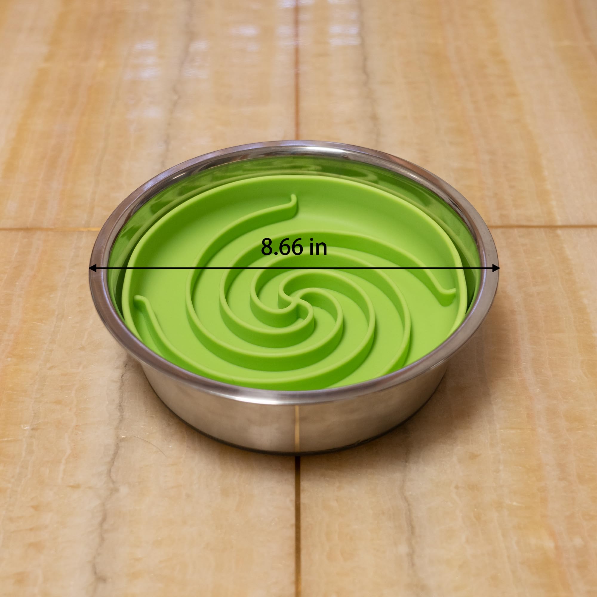 Bifeaw smooth silicone surface for easy cleaning and sanitary pet meals.