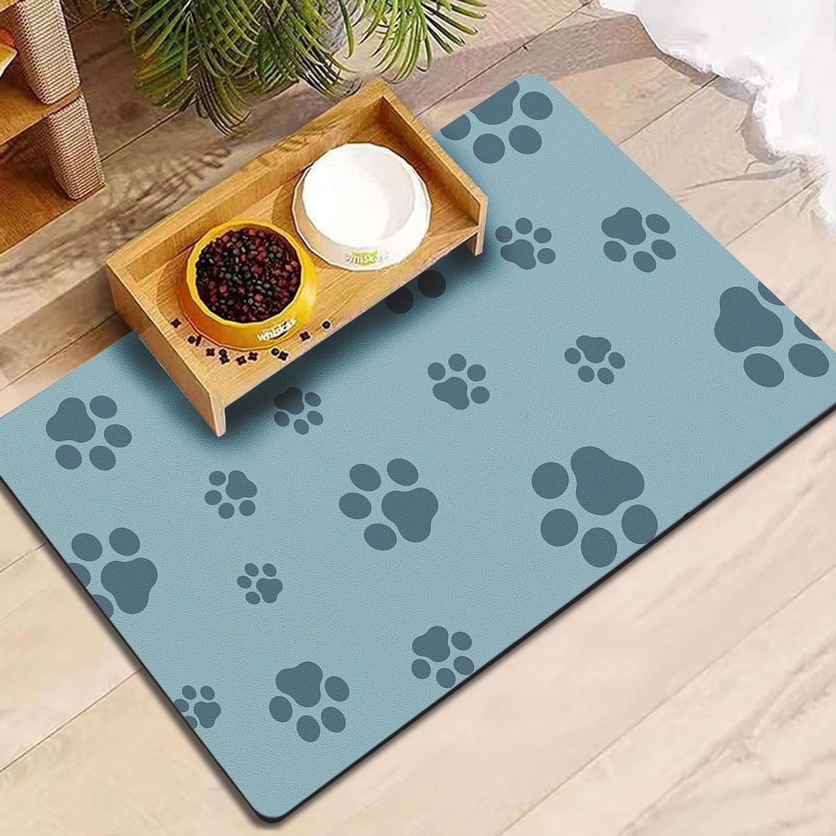 Blkjsgly pet feeding mat absorbent demonstrates quick spill absorption and floor protection