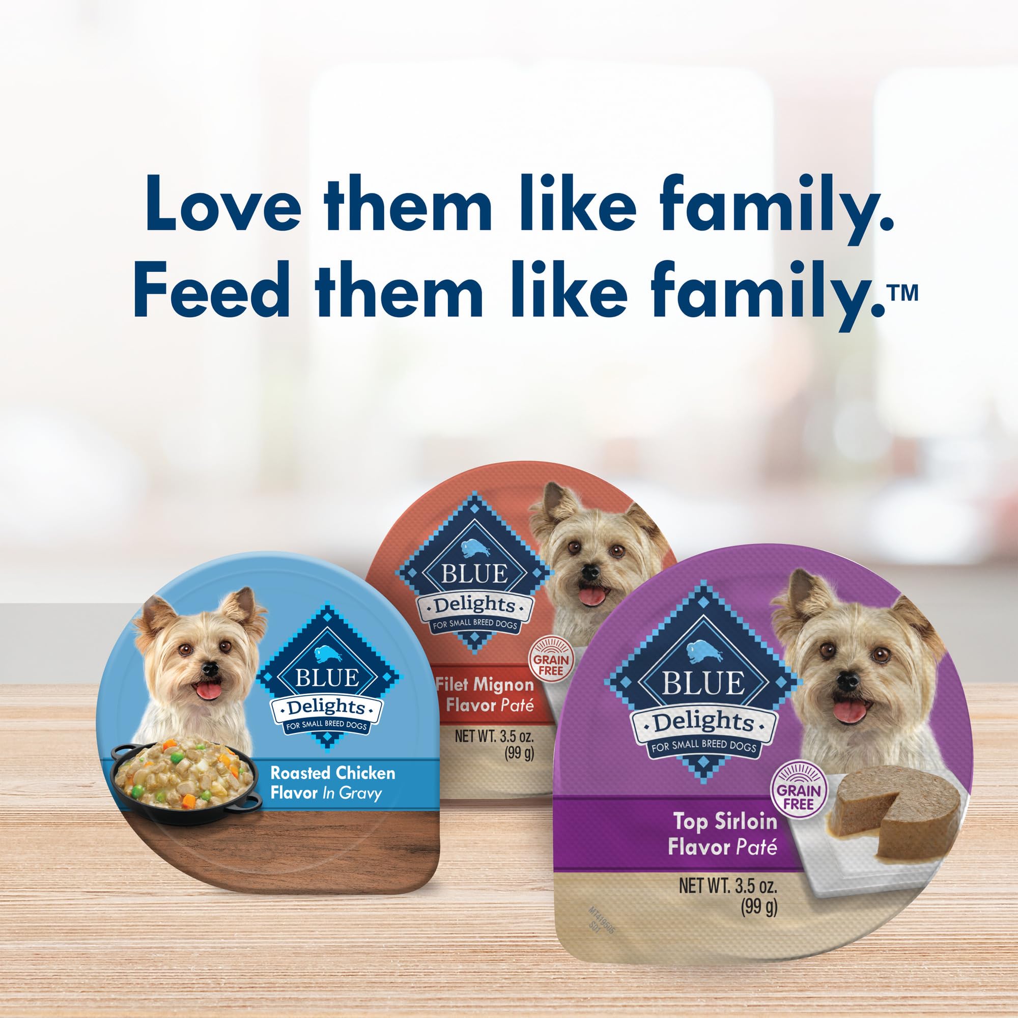 Blue Buffalo Delights packaging highlights ingredients and benefits