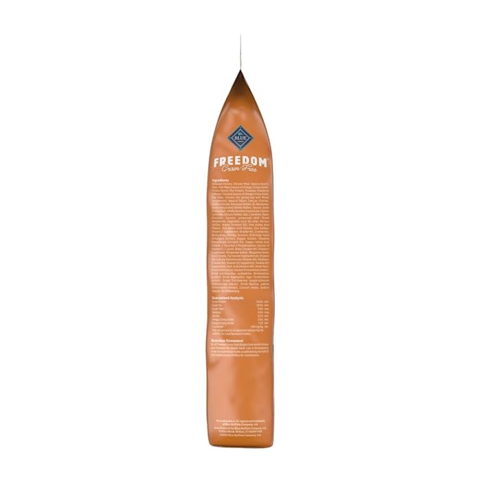 Blue Buffalo Freedom LifeSource Bits close-up signals antioxidant-rich immune support for indoors cats.