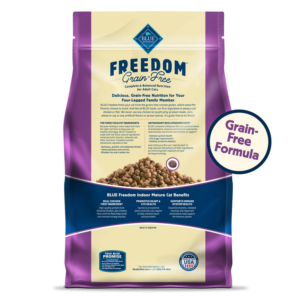 Blue Buffalo Freedom mature cat kibble closeup highlights grain-free texture.