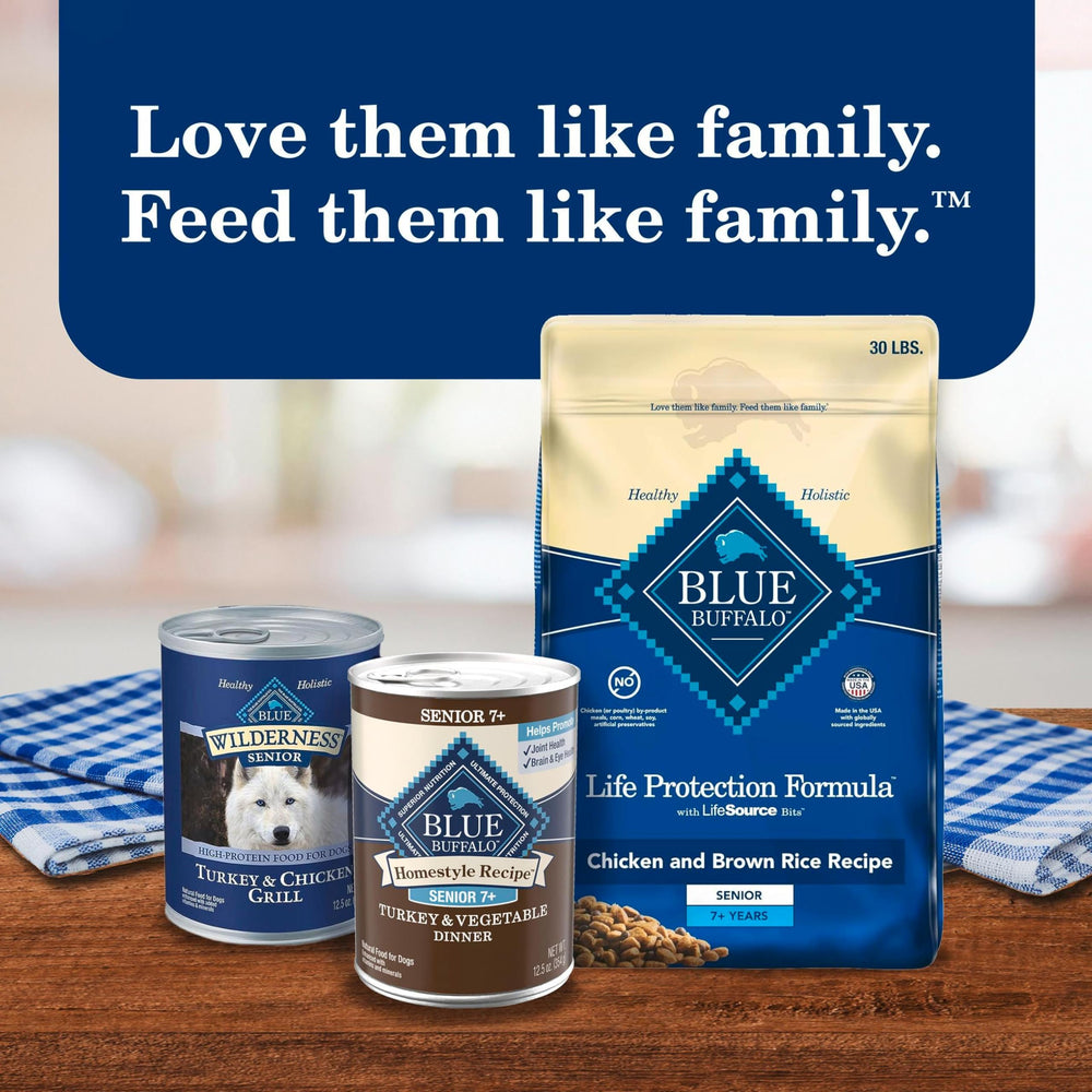 Blue Buffalo Homestyle Senior nutrition panel visible on the can.