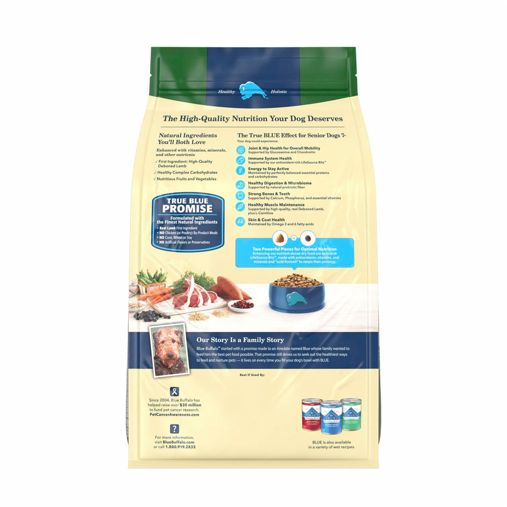Blue Buffalo Life Protection Senior 7+ kibble closeup for texture and quality