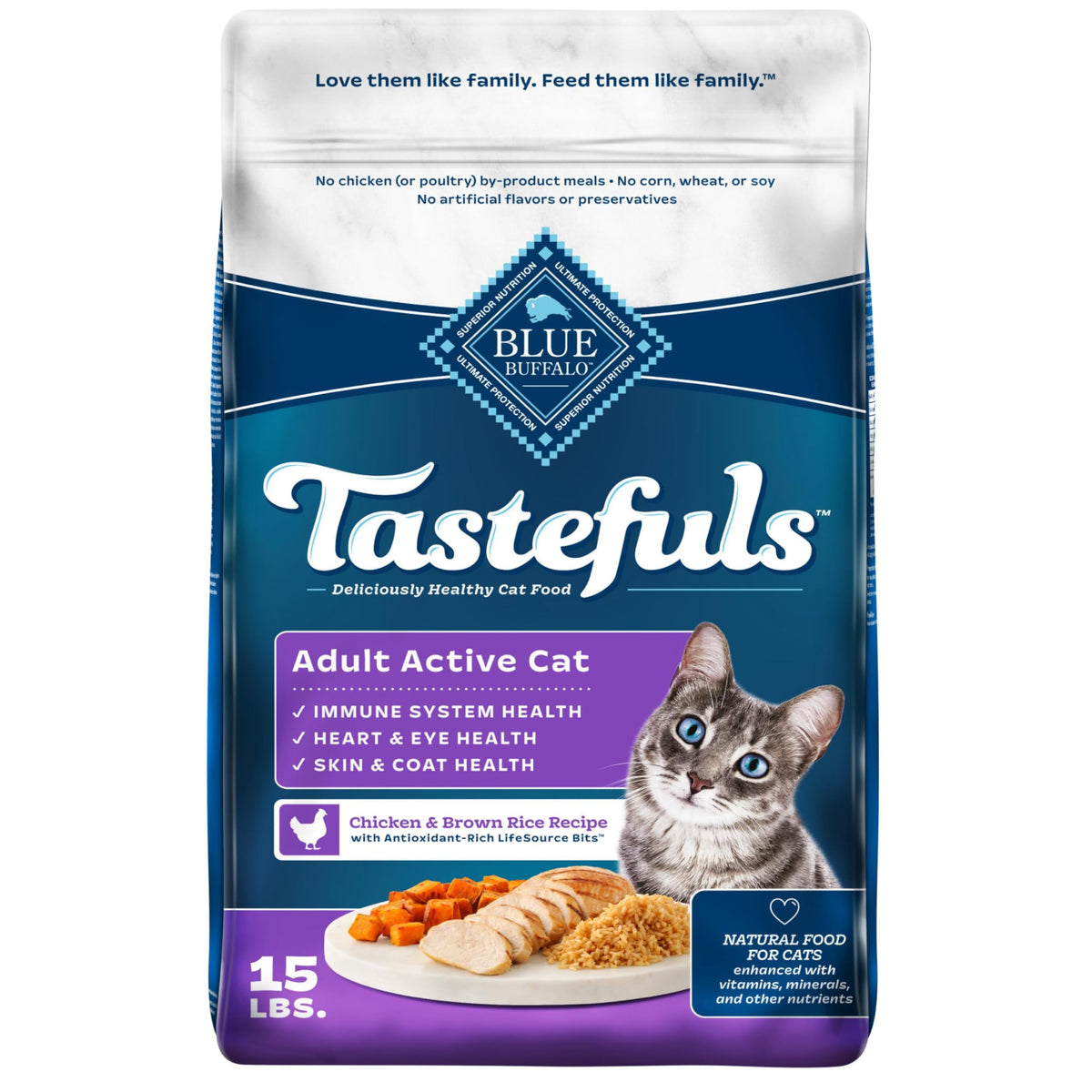 Blue Buffalo Tastefuls active dry cat food bag supports daily energy for cats.