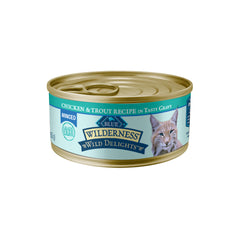 Blue Buffalo Wilderness packaging front with chicken and trout, protein-rich flavor preview.