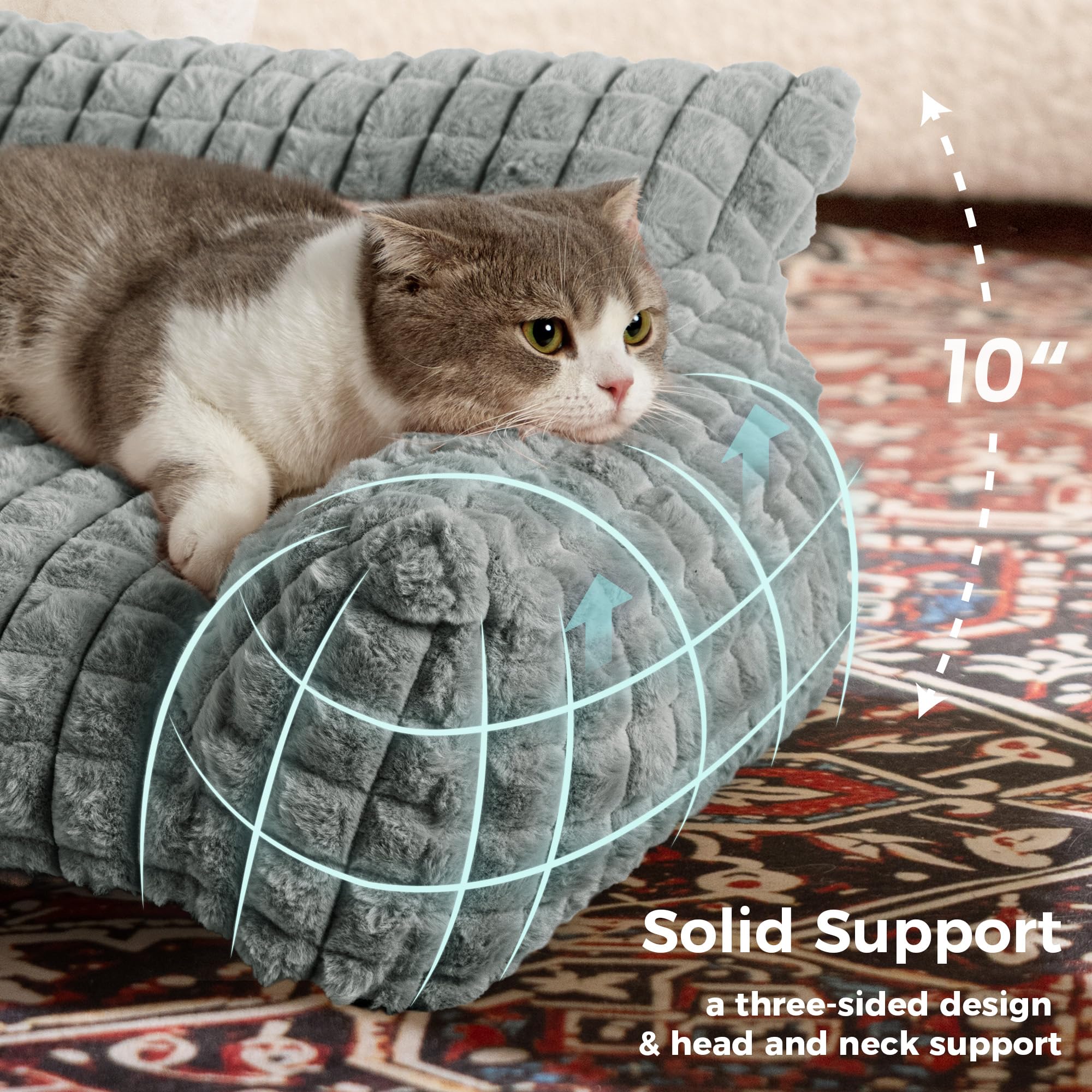Blunique pet bed with washable cover simplifies cleaning.