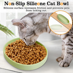 BNOSDM silicone dog food plate flat-faced pets design promotes comfortable eating.