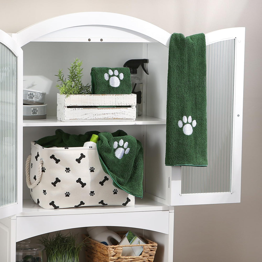 Bone Dry multi-use towel suitable for grooming and travel.