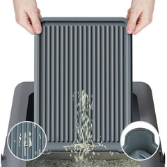 Booche cat ramp waterproof vinyl surface for easy cleanup nearby the litter area.