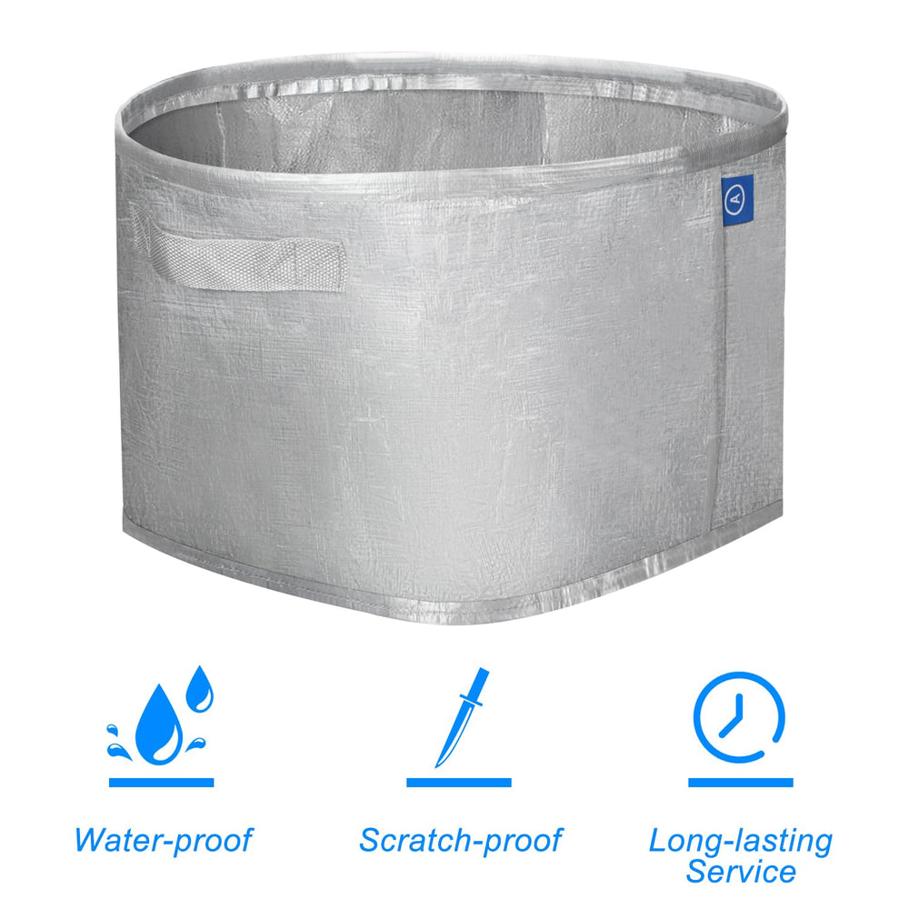 BoomBa Type A liner demonstrates waterproof protection for a dry litter area.
