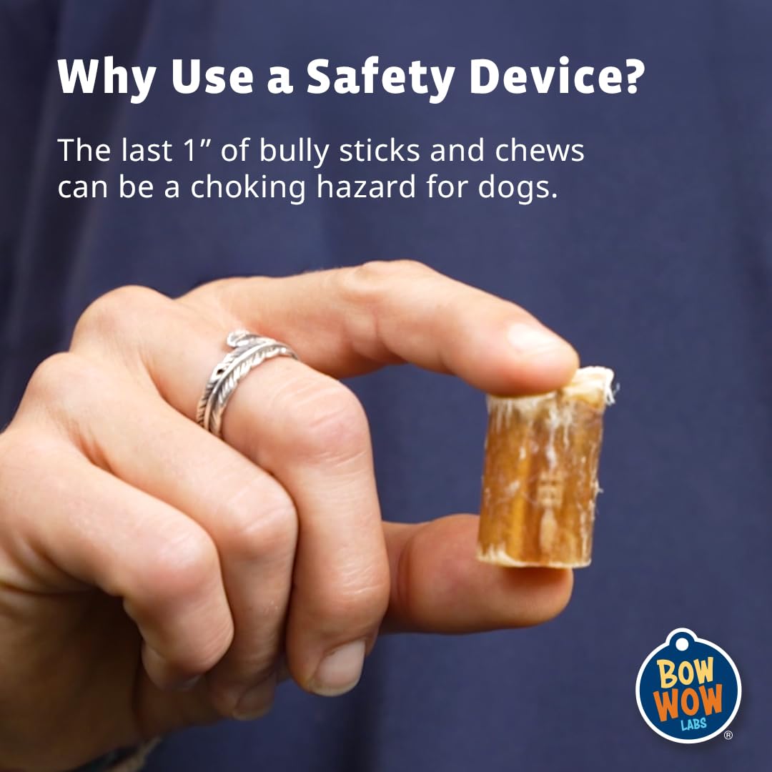 Bow Wow Labs Buddy safety device simplifies cleanup between chews and meals.