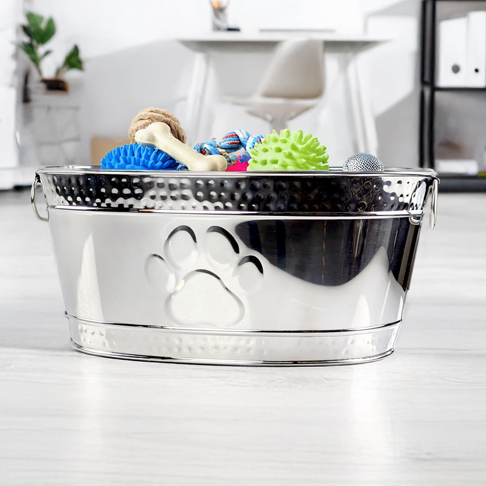 Generous 15 quart (4 gallon) capacity holds multiple chew toys.