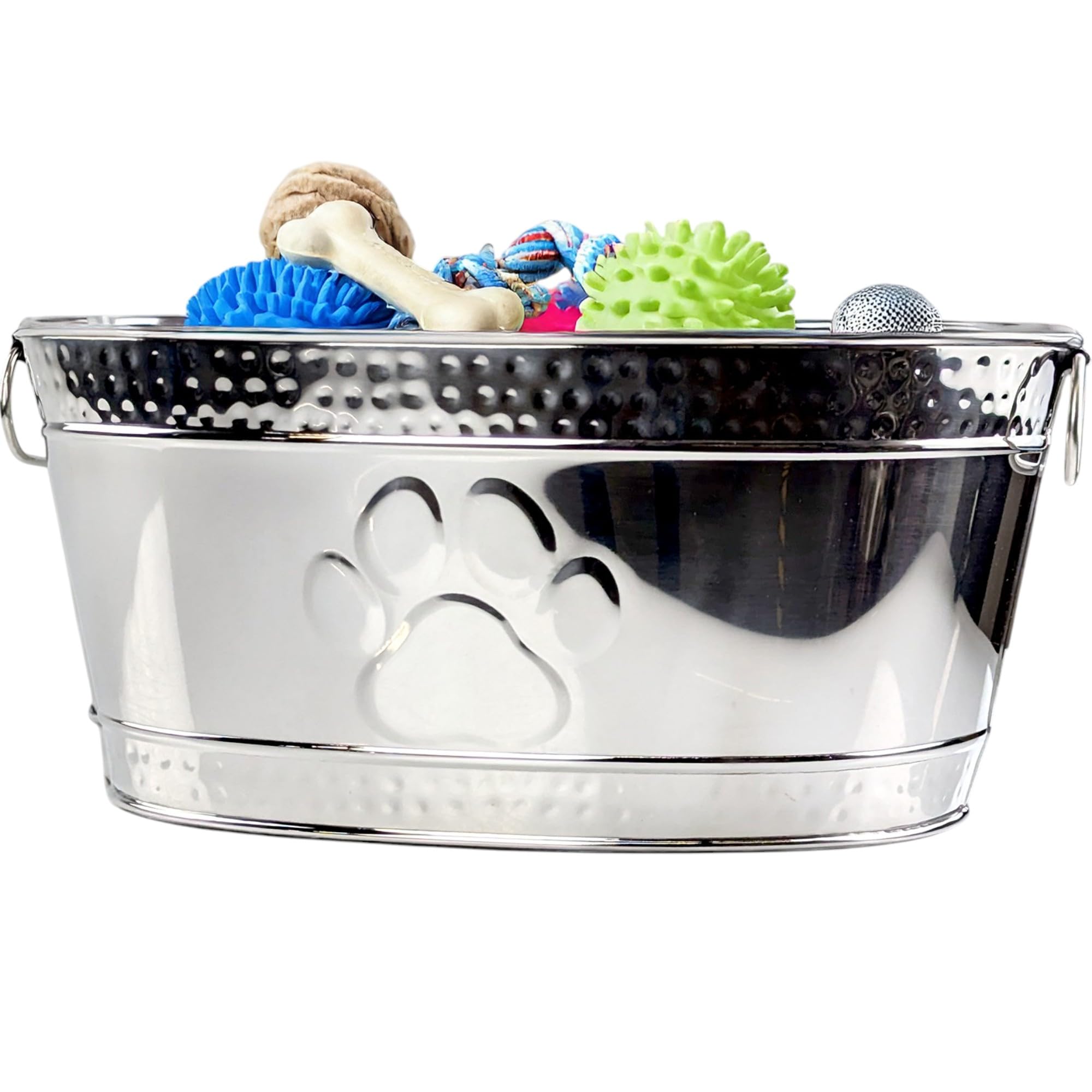 Ideal for storing blankets, leashes, and ropes neatly in one place.