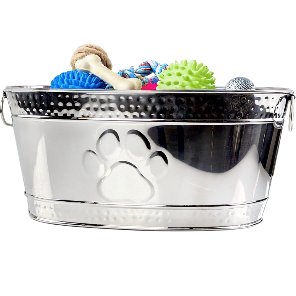 Ideal for storing blankets, leashes, and ropes neatly in one place.