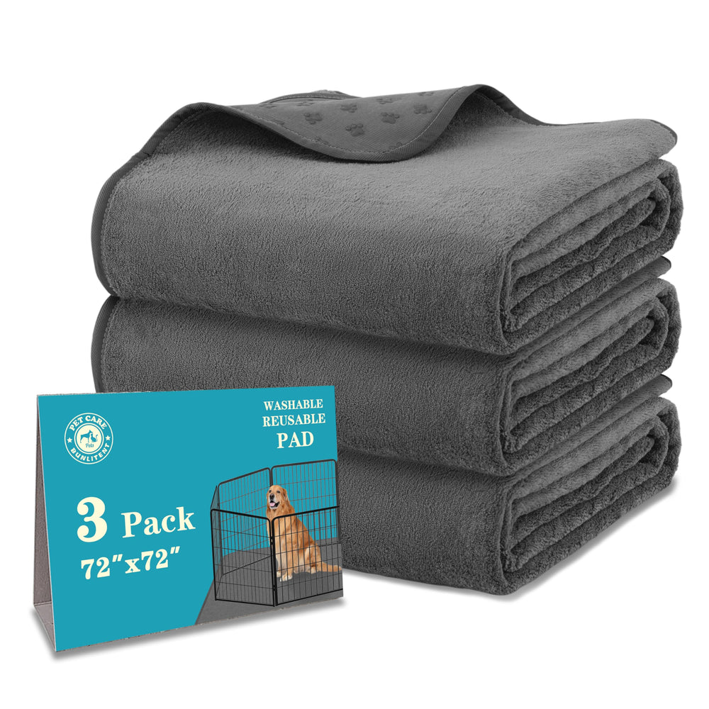 Bunlitent Washable Pee Pad with absorbent top protects floors during puppies' first days.