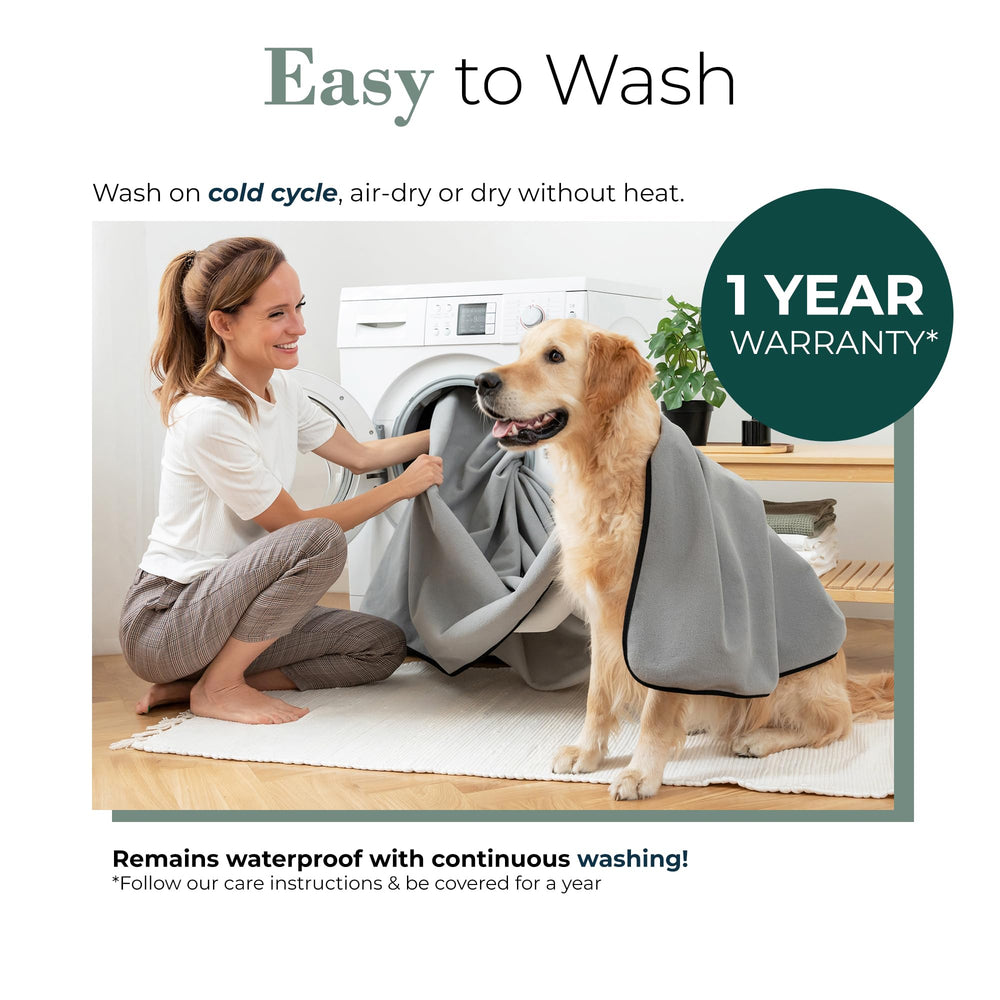 Callarome microfleece surface ready to catch pet hair and spills