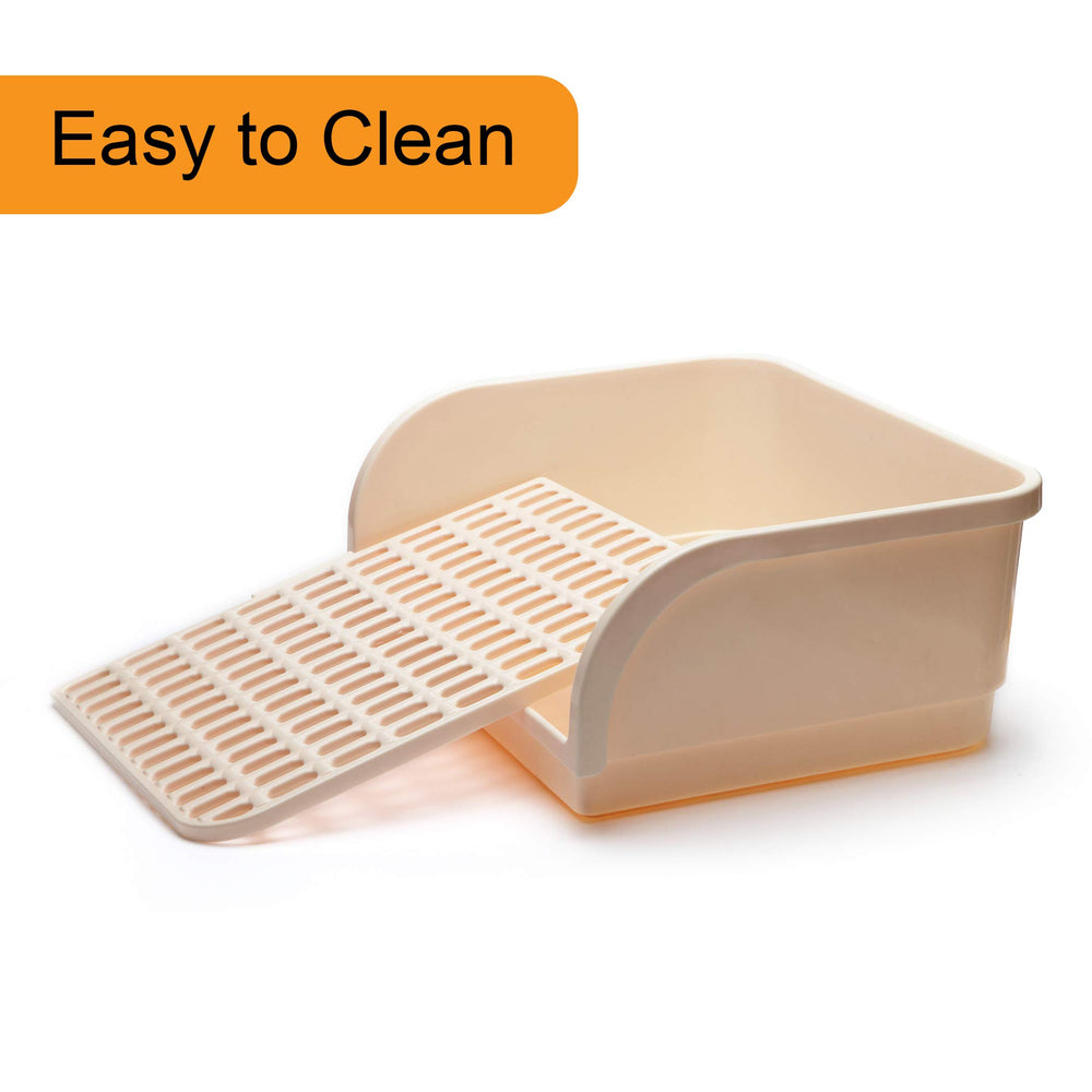 CALPALMY Litter Box bottom with pads eases routine cleaning.