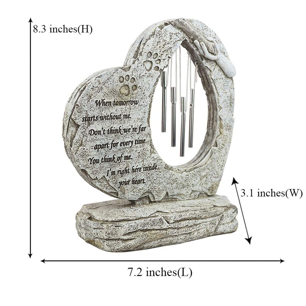Carchistan engraved verses and paw details endure through seasons.