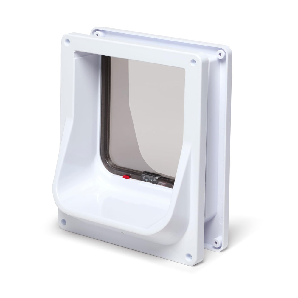 Self-lining fits doors up to 60 mm thick for easy installation.