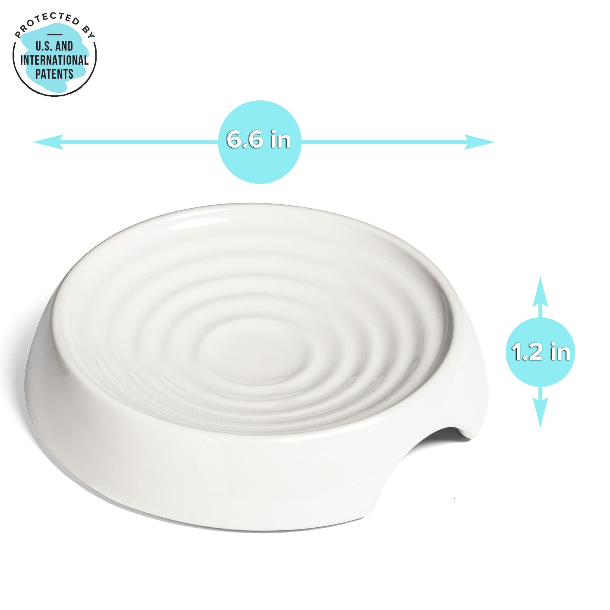 CatGuru wide-rim bowl reduces mess during feeding