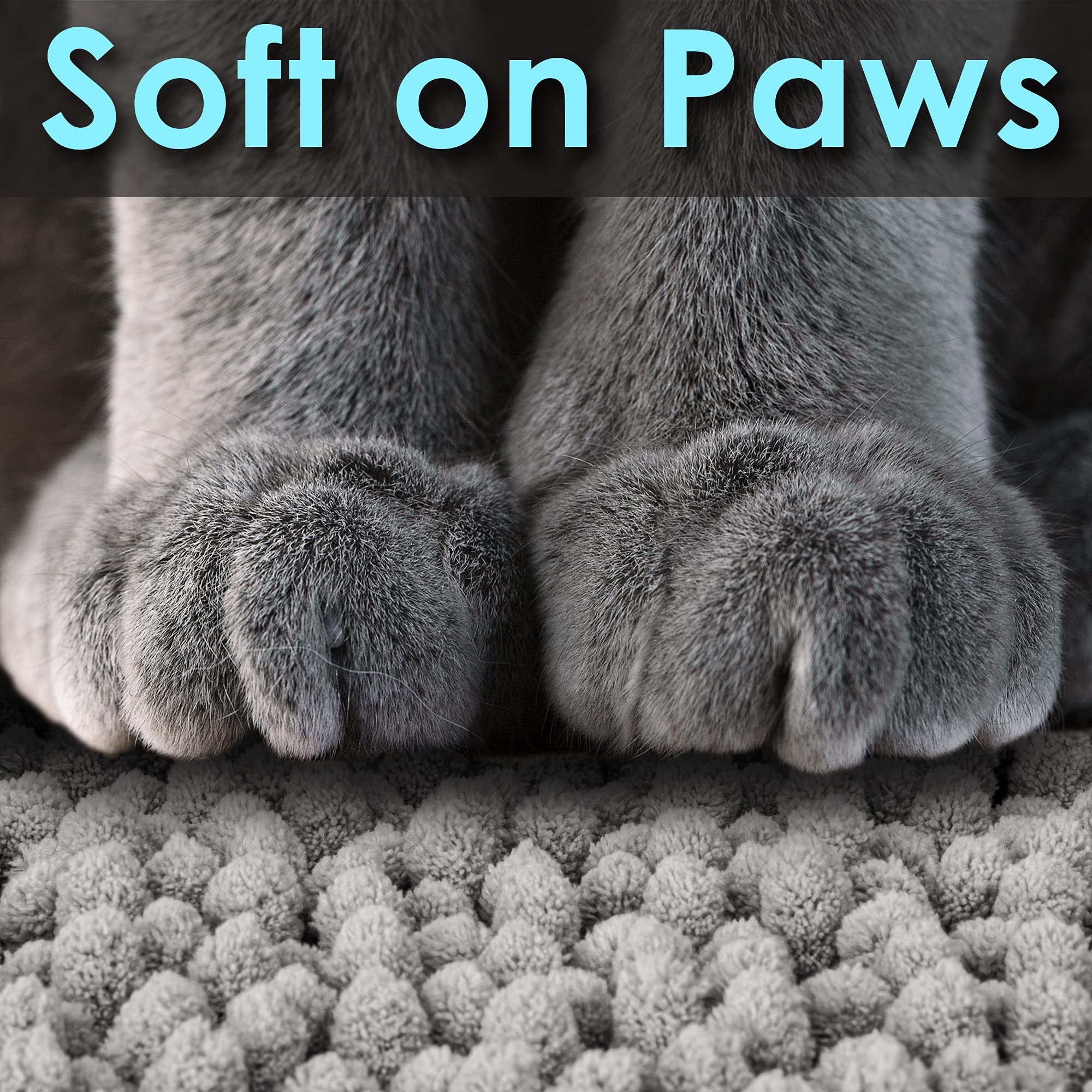 CatGuru soft-microfiber-paws fabric cushions paws before reaching the floor.