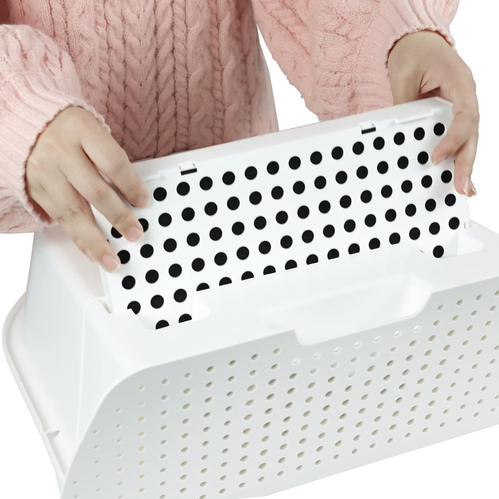 CATLINK Filter Box with two filters inside for odor reduction.
