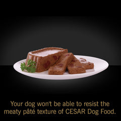 Cesar Classic Loaf in Sauce Grilled Chicken tray presents tender texture from slow cooking.