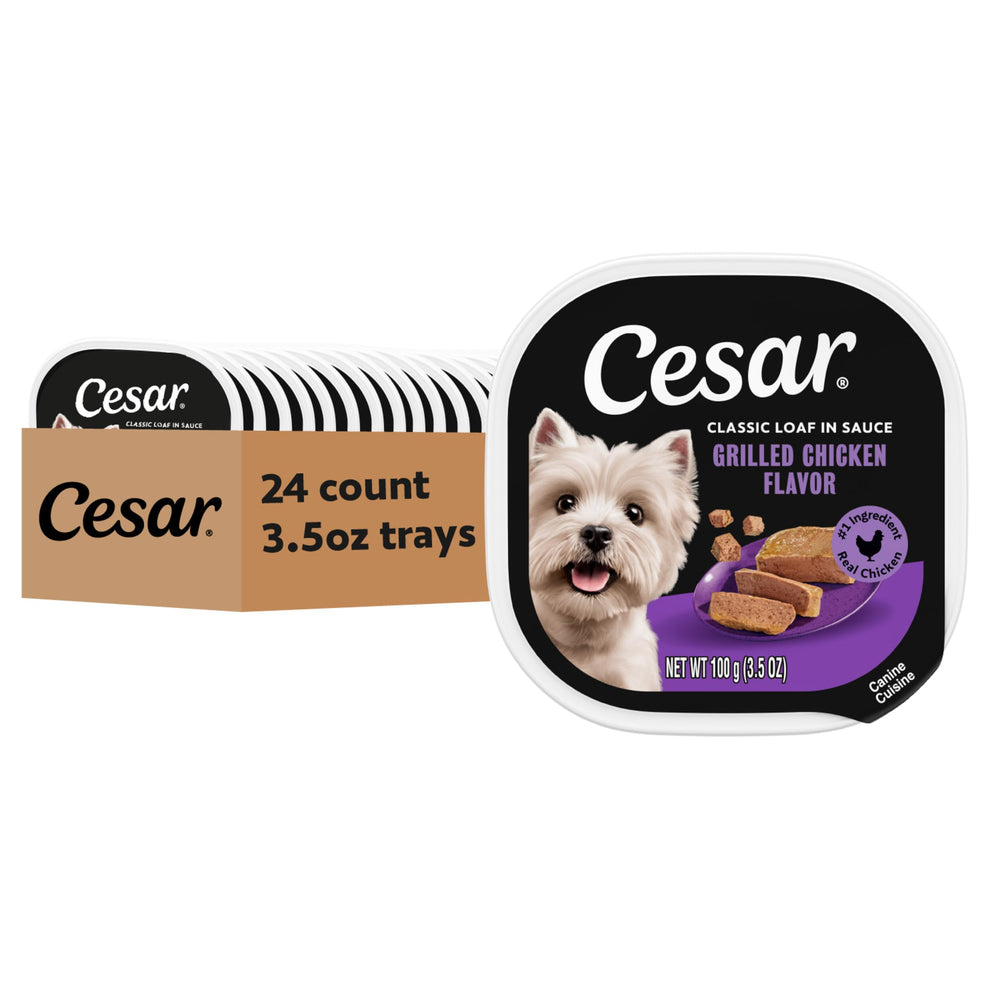 Cesar Classic Loaf in Sauce Grilled Chicken tray open, easy portioning for daily meals.