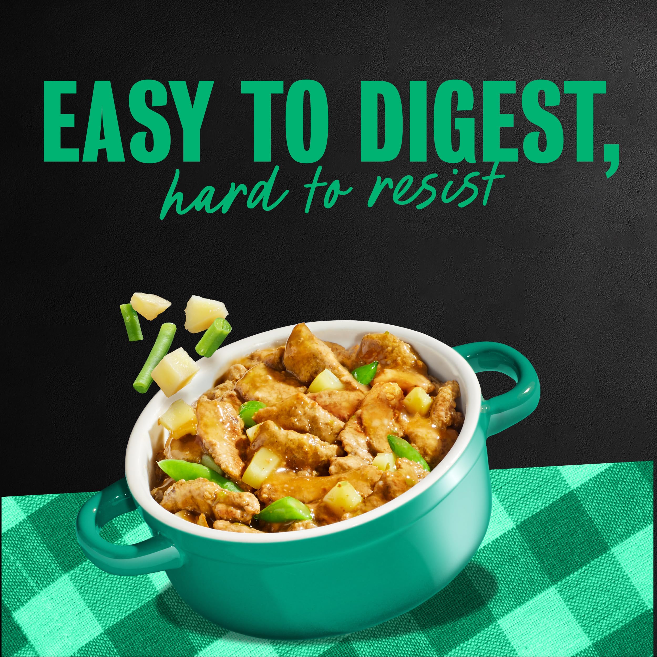Cesar Home Delights adult dog meal tray, convenient complete option.