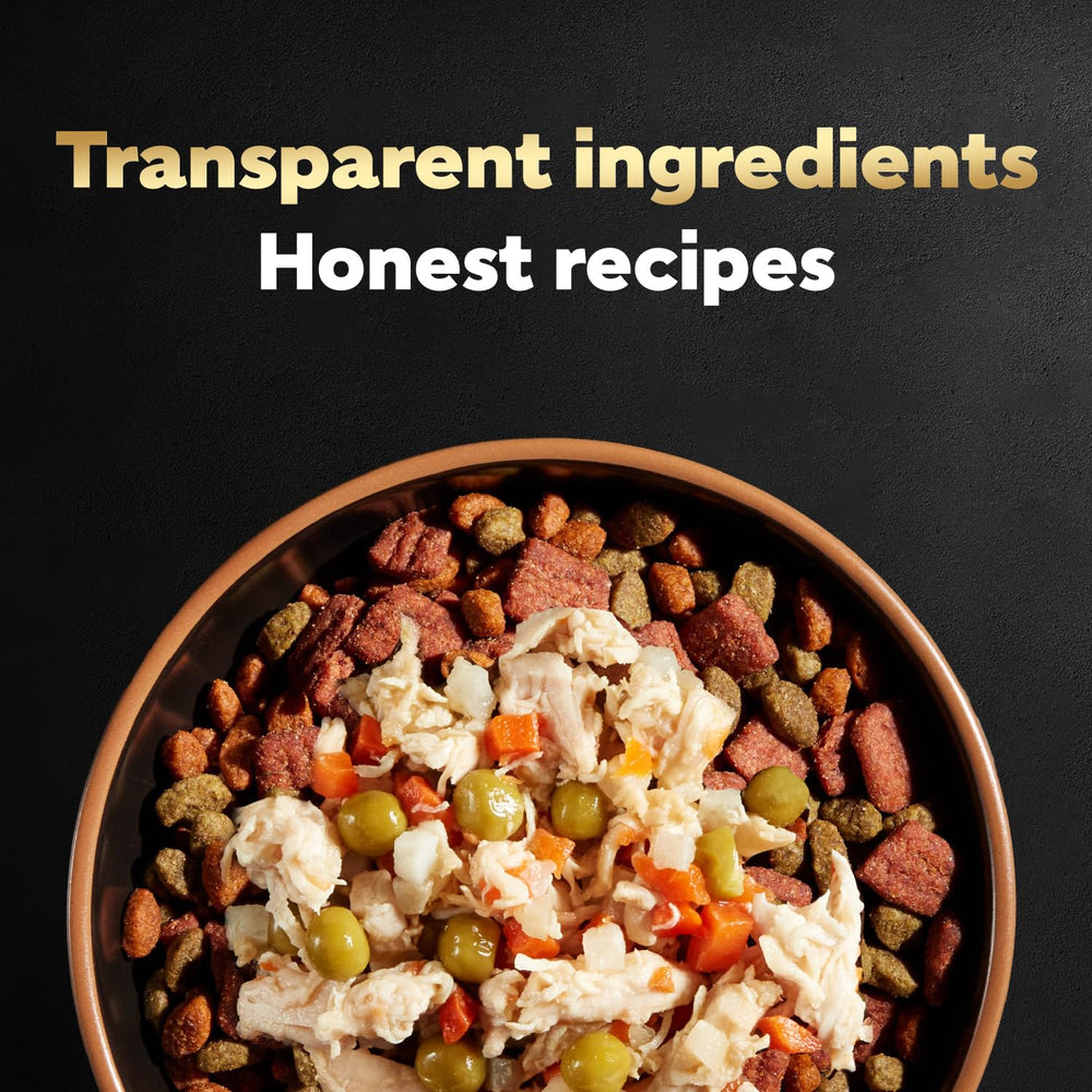 Cesar Simply Crafted green bean topper provides fiber and crunch