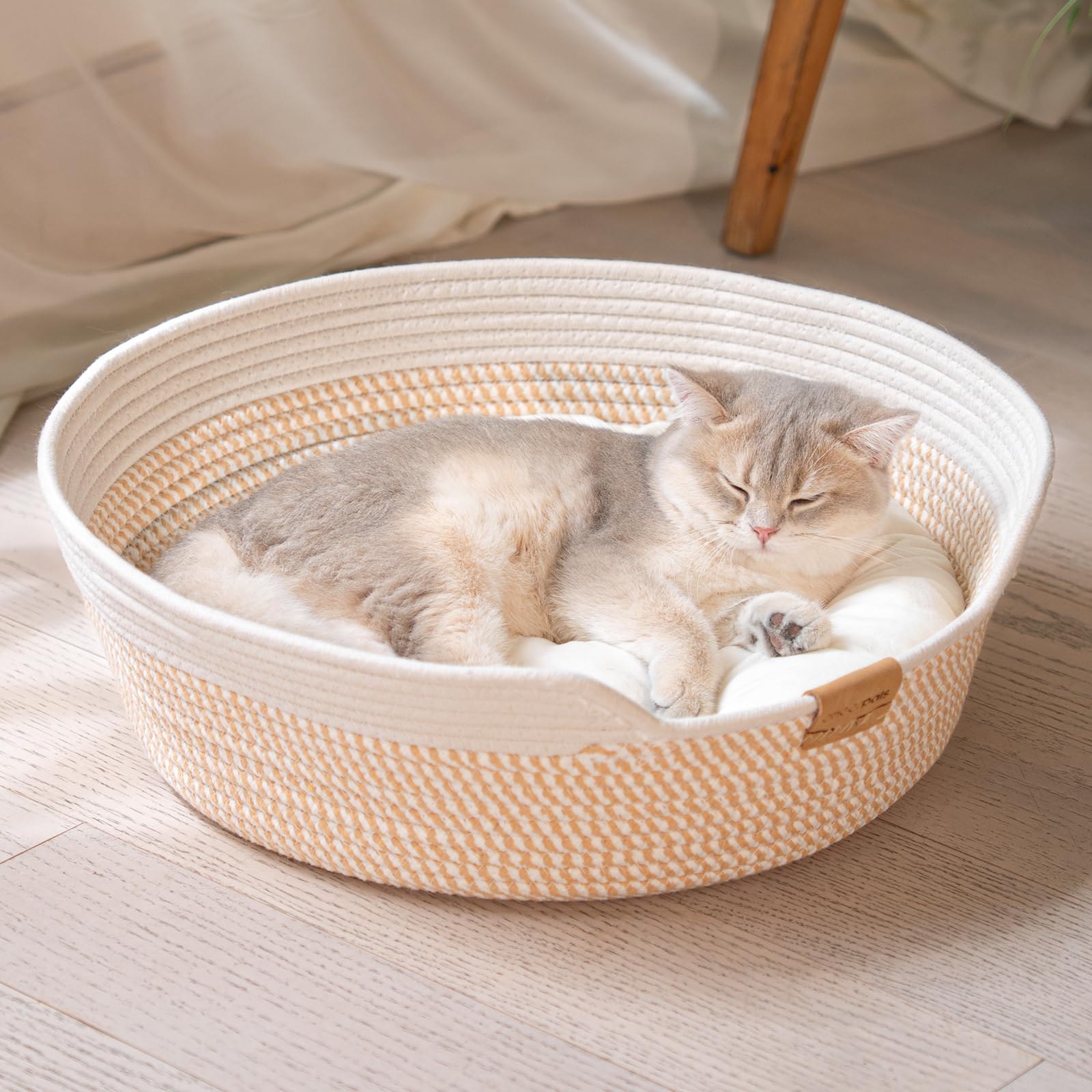 CHEERHOME PETS cat bed basket cushion—cozy all-season resting spot.