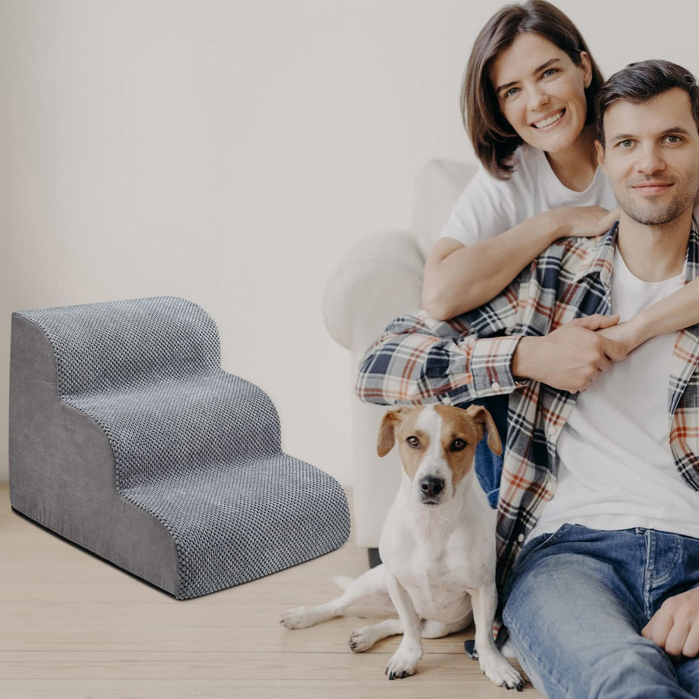 Chic Threads dog stairs machine-wash cover keeps stairs clean and fresh.