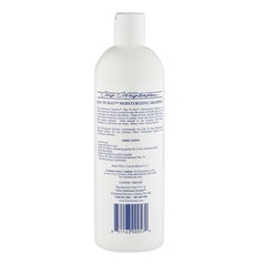 Chris Christensen Day to Day shampoo lather-dispense shows rich foam for a thorough coat cleanse