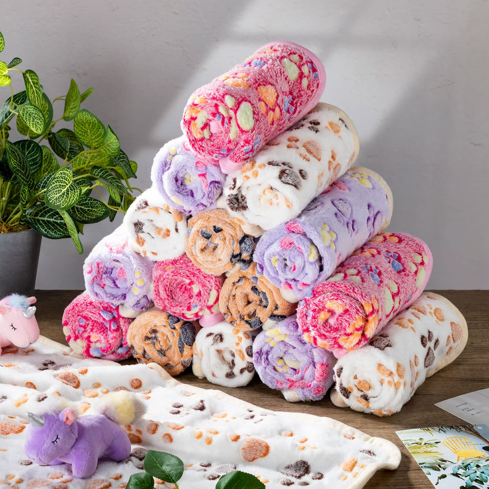 Chumia 40-piece color pack of pet blankets for daily use.