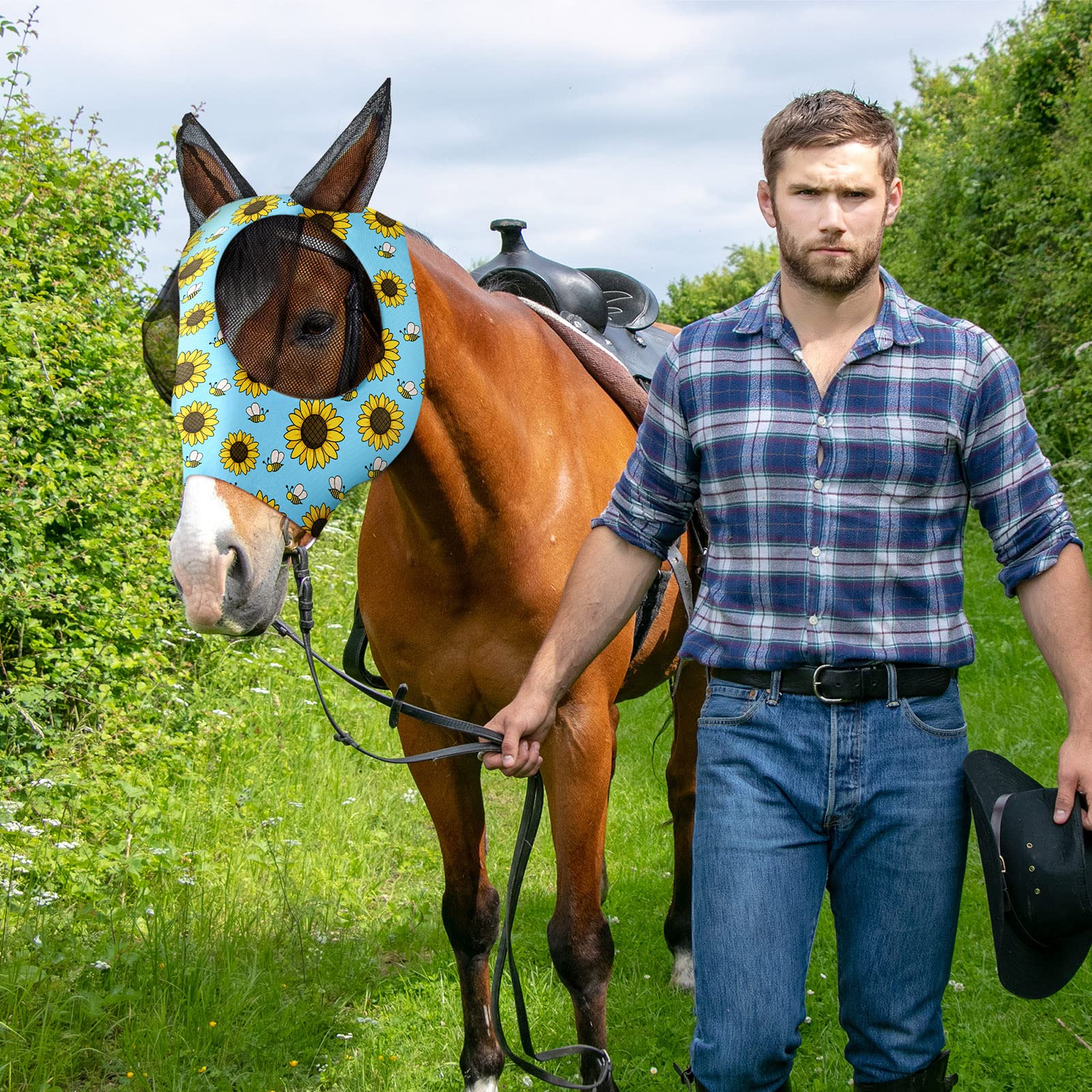 Chunful horse face covering protects eyes and ears from debris during training.