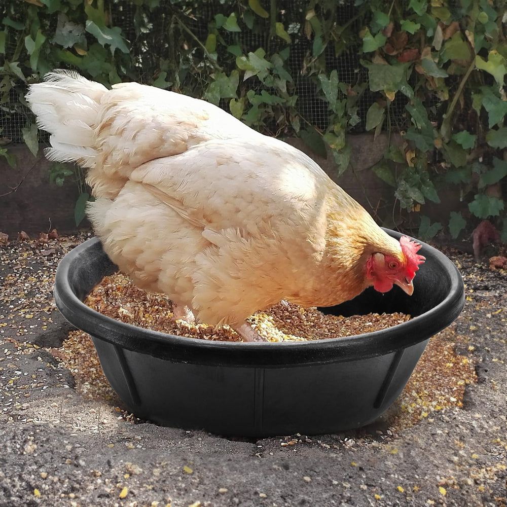 Cididu outdoor-durable rubber bucket suitable for cold weather.