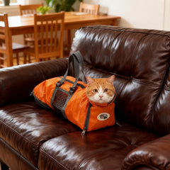 Cinf cat grooming bag rear paw access for easy nail care