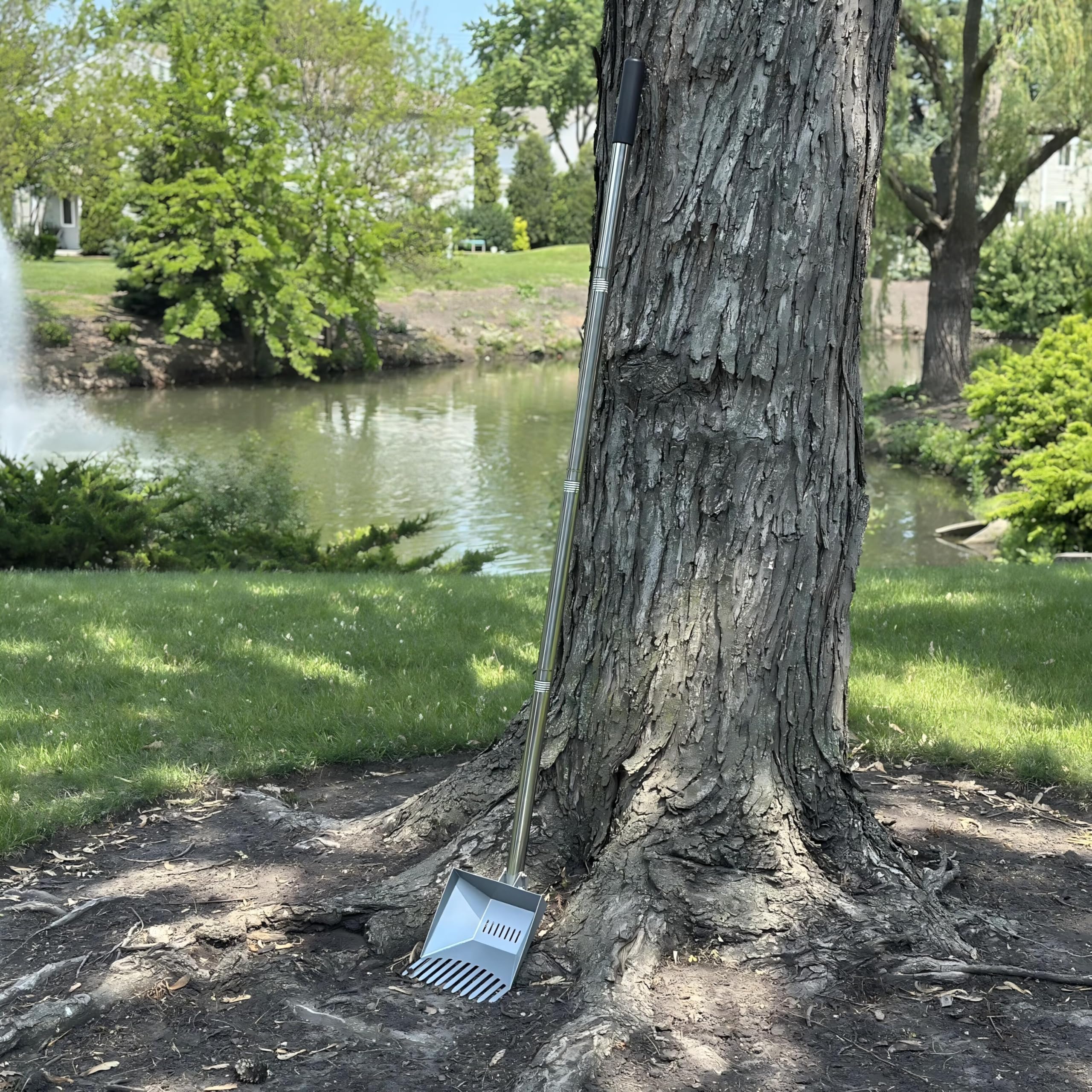 CKLT large-dog waste removal tool designed for outdoor pet cleanup