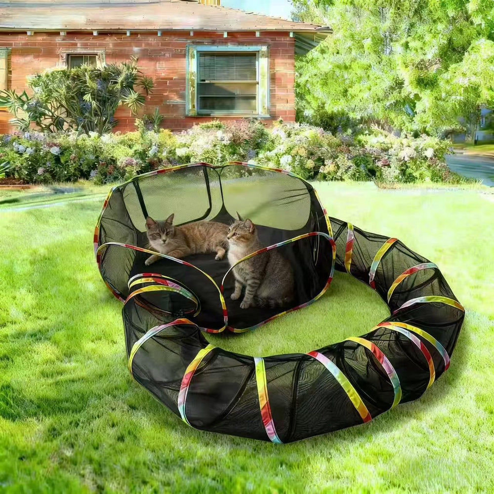 CLKHOWL Outdoor Cat Enclosure tent setup for safe outdoor play.