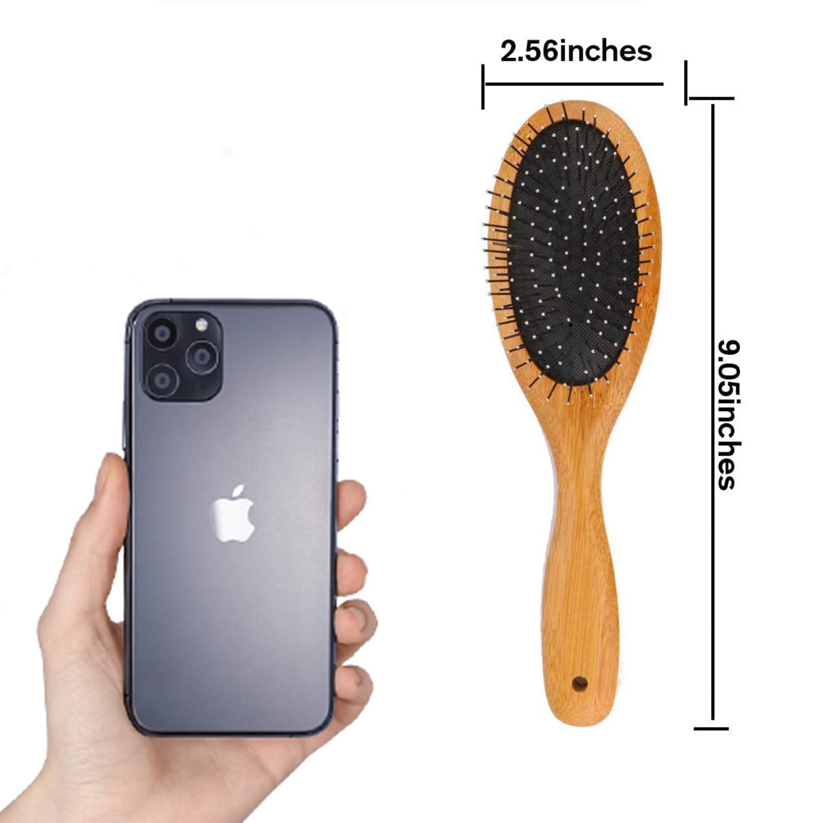 Clumsy Pets ergonomic non-slip handle provides a secure grip.